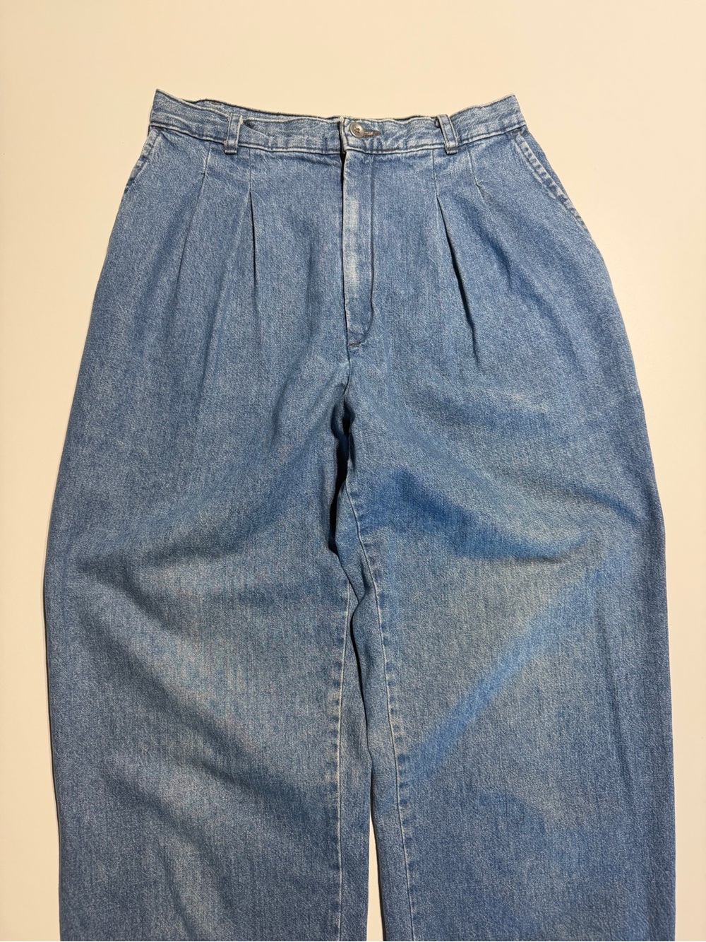 Vintage Levi’s Sportswear Pleated Denim Trousers Womens US10 W28 Light Wash - Picture 4 of 9
